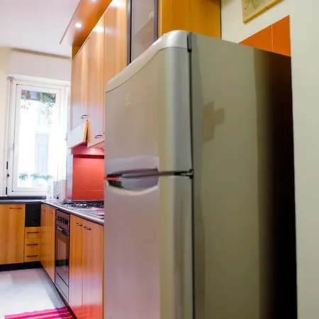Lägenhet Lorenteggio Balcony Flat Milano