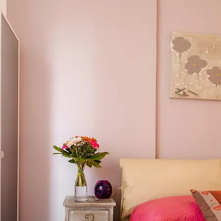Lorenteggio Balcony Flat Milano