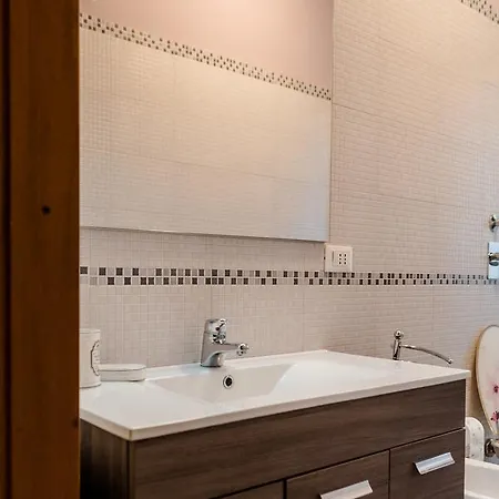 Lorenteggio Balcony Flat * Milano